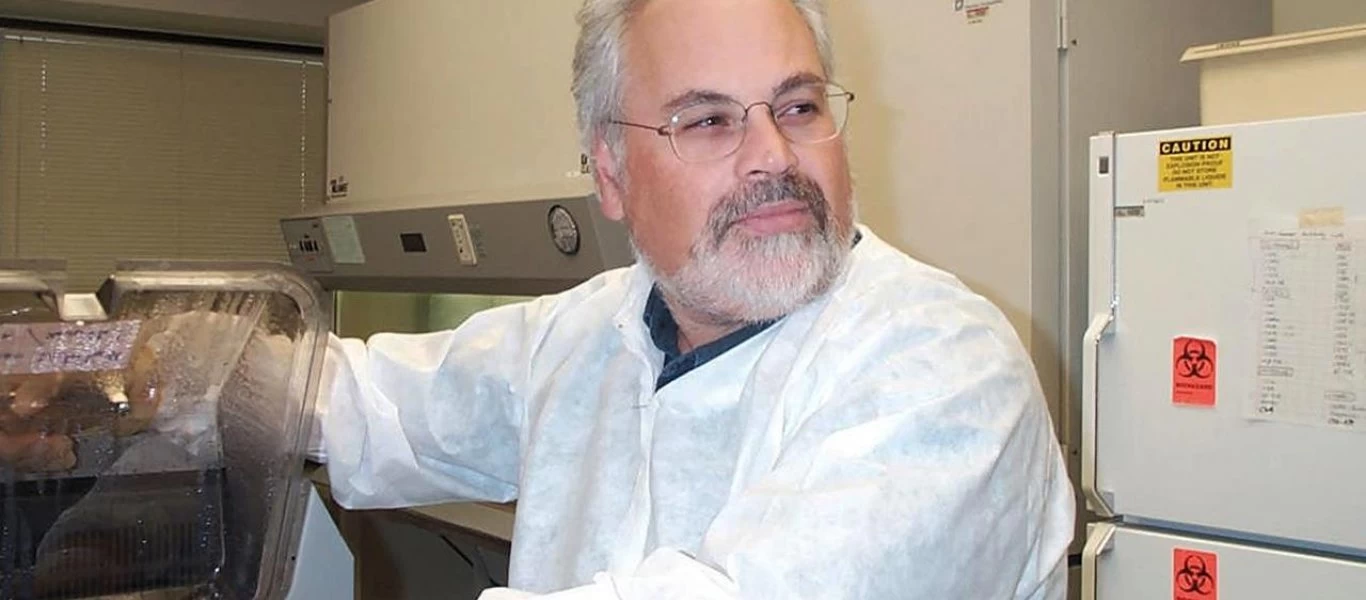 Γ.Παυλάκης: «Δεν μπορούν να ανοίξουν τα σχολεία χωρίς εμβολιασμούς και μάσκες»